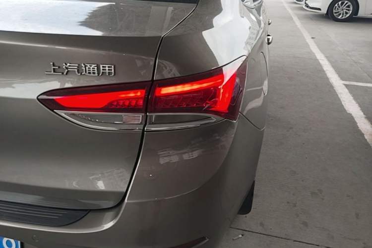 Used Buick GT 2019 15T Dual-Clutch Connected Elite Model China VI Right Rear Taillight