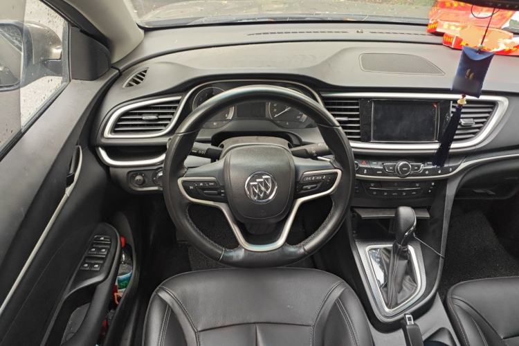 Used Buick GT 2019 18T Automatic Connected Elite Model China VI Standard Steering Wheel
