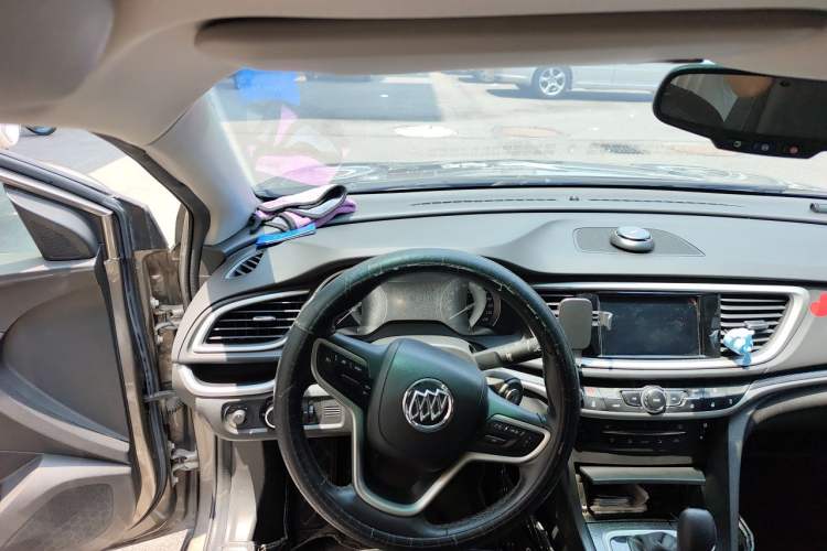 Used Buick GT 2019 18T Automatic Connected Elite Model China VI Standard Steering Wheel