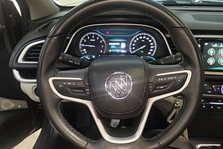 Used Buick GT 2019 15T Dual-Clutch Connected Elite Model China VI Steering Wheel