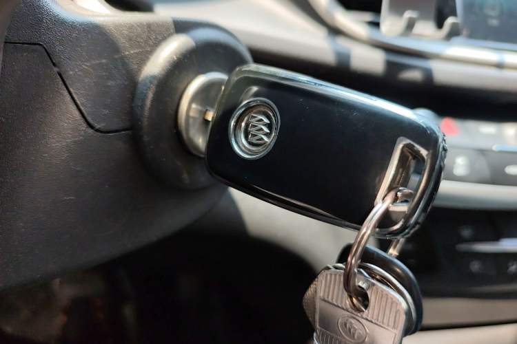 Used Buick GT 2019 18T Automatic Connected Elite Model China VI Standard Vehicle Key