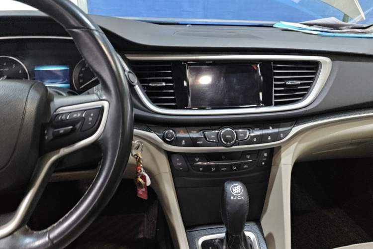 Used Buick GT 2019 15T Dual-Clutch Connected Elite Model China VI Audio And AC Panel