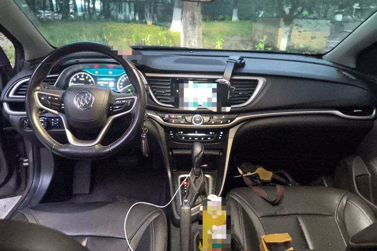 Used Buick GT 2019 18T Automatic Connected Elite Model China VI Standard Center Console