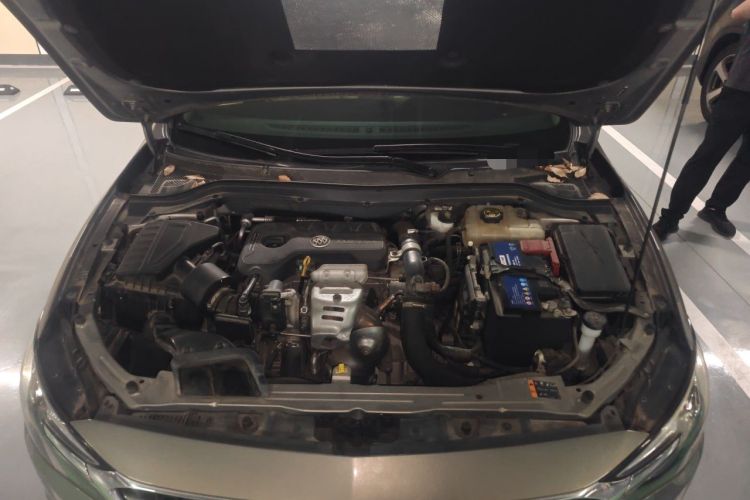 Used Buick GT 2019 15T Dual-Clutch Connected Elite Model China VI Engine Bay