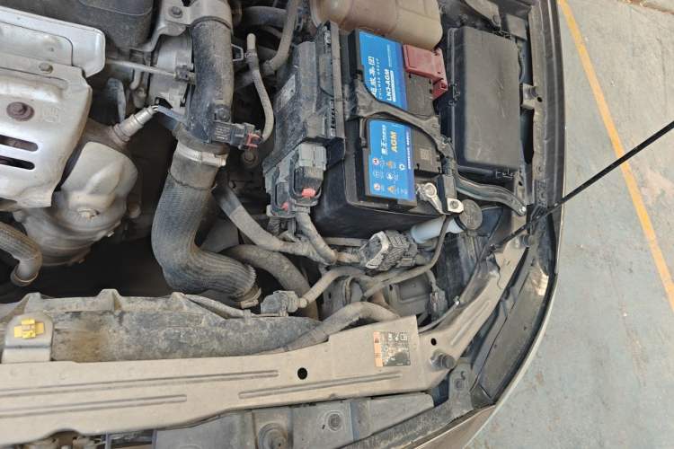 Used Buick GT 2019 15T Manual Elite Version China VI Standard Engine Bay Left