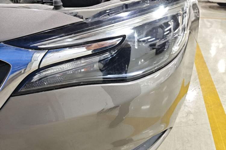 Used Buick GT 2019 15T Dual-Clutch Connected Elite Model China VI Left Front Headlight