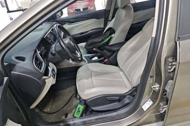 Used Buick GT 2019 15T Dual-Clutch Connected Elite Model China VI Left Front Seat