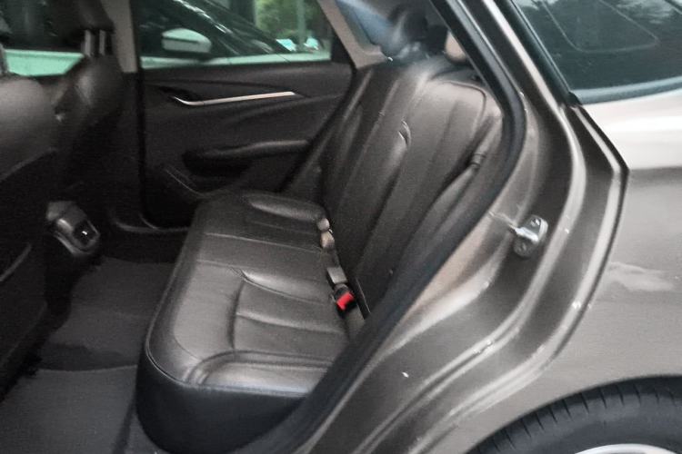 Used Buick GT 2019 18T Automatic Connected Elite Model China VI Standard Left Rear Seat