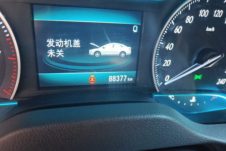 Used Buick GT 2019 15T Manual Elite Version China VI Standard Odometer Close Up