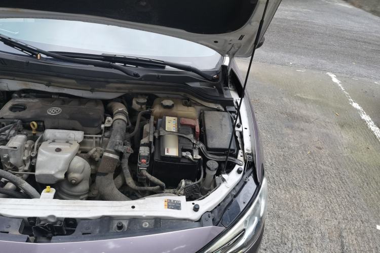 Used Buick GT 2019 18T Automatic Connected Flagship Version China VI Standard Engine Bay Left