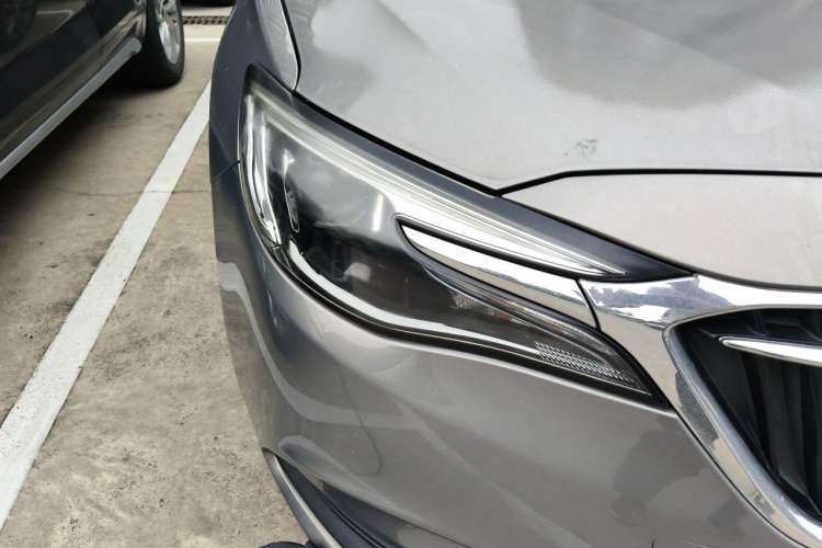 Used Buick GT 2019 18T Automatic Connected Elite Model China VI Standard Right Front Headlight