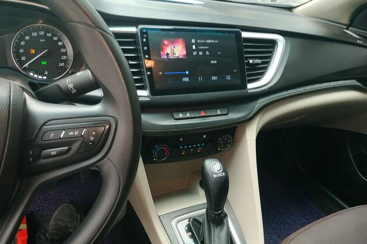 Used Buick GT 2019 15T Dual-Clutch Advanced Version China VI Standard Audio And AC Panel