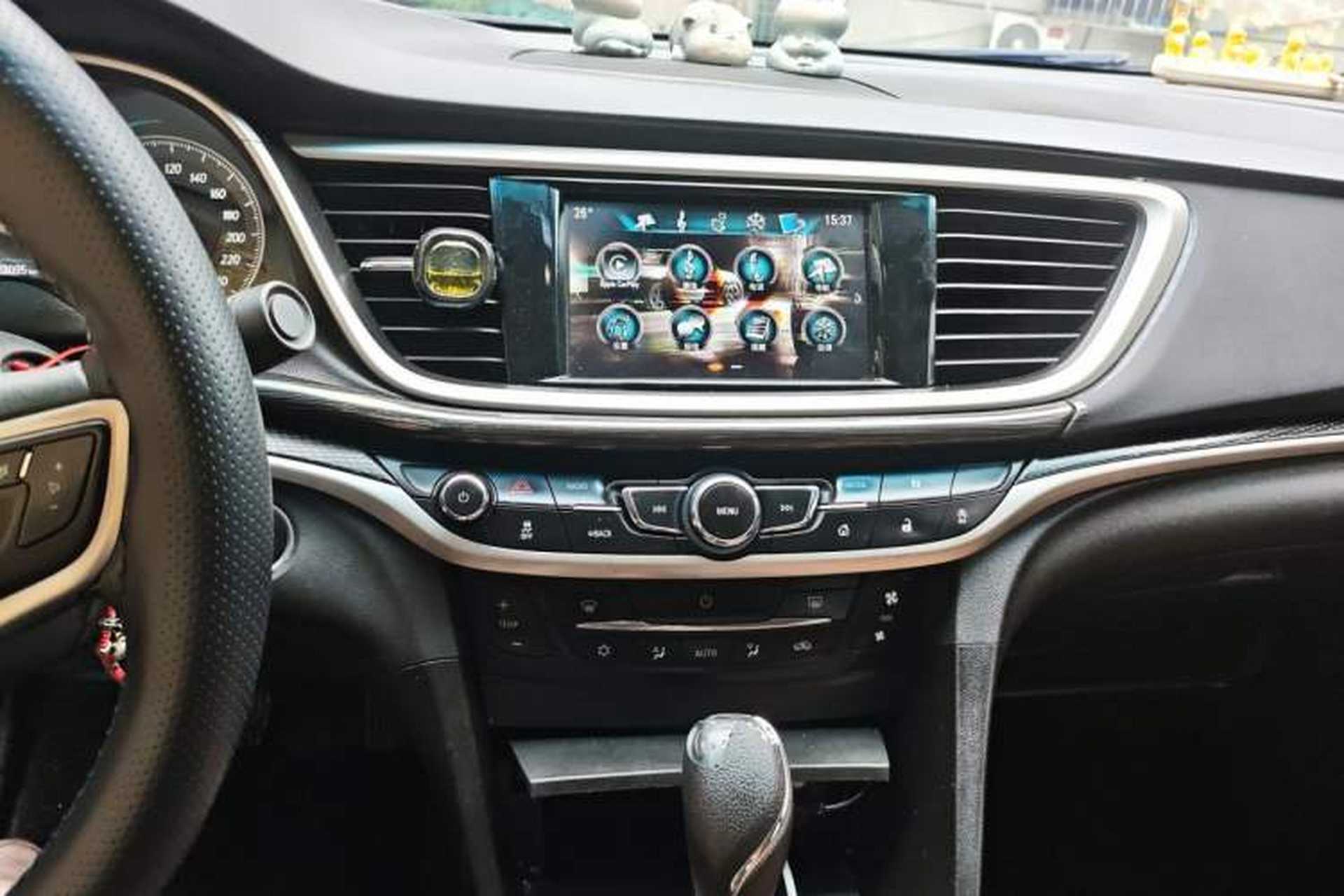 Used Buick GT 2019 18T Automatic Connected Flagship Version China V Standard Audio And AC Panel