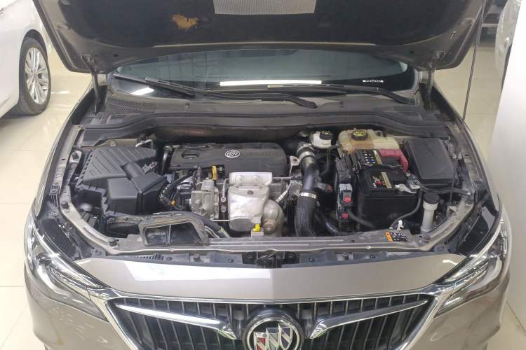 Used Buick GT 2019 18T Automatic Connected Elite Model China VI Standard Engine Bay