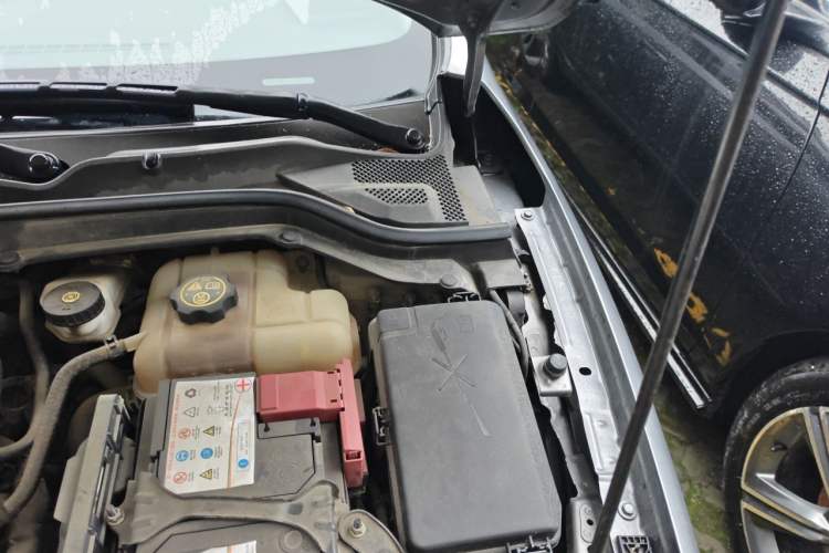 Used Buick GT 2019 18T Automatic Connected Elite Model China VI Standard Engine Bay Left