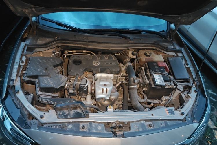 Used Buick GT 2019 18T Automatic Connected Elite Model China V Standard Engine Bay