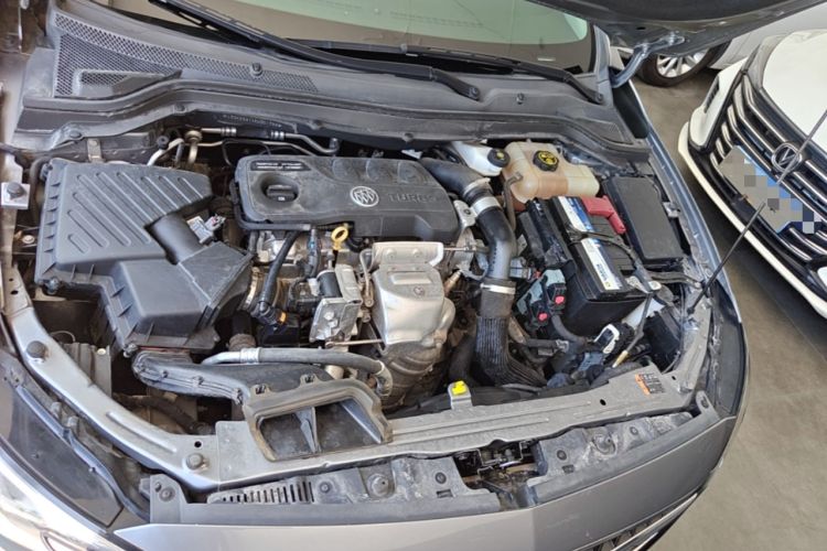 Used Buick GT 2019 18T Automatic Connected Elite Model China VI Standard Engine Bay