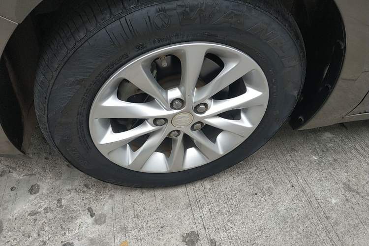Used Buick GT 2019 15T Dual-Clutch Advanced Version China VI Standard Exterior 2