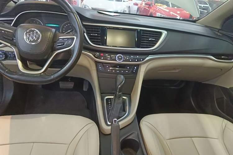 Used Buick GT 2019 15T Dual-Clutch Connected Elite Version China V Standard Gear Lever