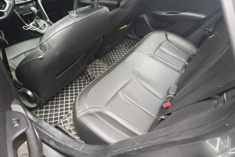 Used Buick GT 2019 18T Automatic Connected Elite Model China VI Standard Left Rear Seat