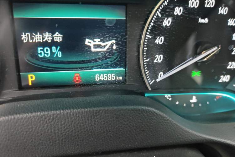 Used Buick GT 2019 18T Automatic Connected Elite Model China VI Standard Odometer Close Up