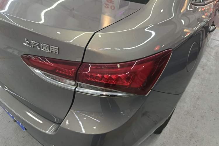 Used Buick GT 2019 15T Dual-Clutch Connected Elite Version China V Standard Right Rear Taillight