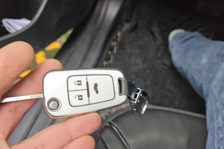 Used Buick GT 2019 18T Automatic Connected Elite Model China VI Standard Vehicle Key
