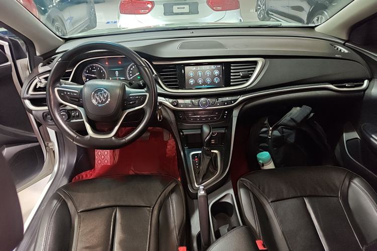 Used Buick GT 2019 18T Automatic Connected Elite Model China VI Standard Center Console