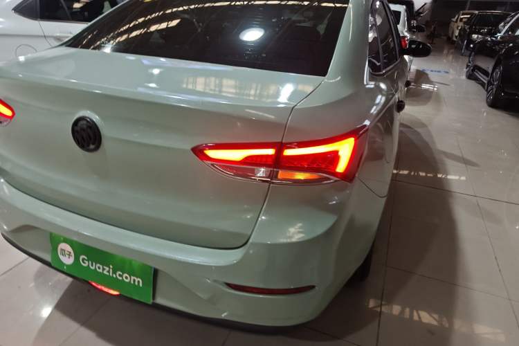 Used Buick GT 2019 18T Automatic Connected Elite Model China VI Standard Right Rear Taillight