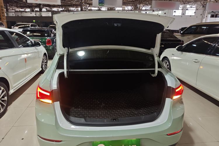 Used Buick GT 2019 18T Automatic Connected Elite Model China VI Standard Trunk