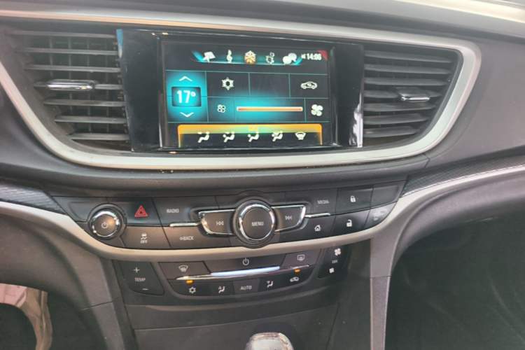 Used Buick GT 2019 18T Automatic Connected Elite Model China VI Standard Audio And AC Panel