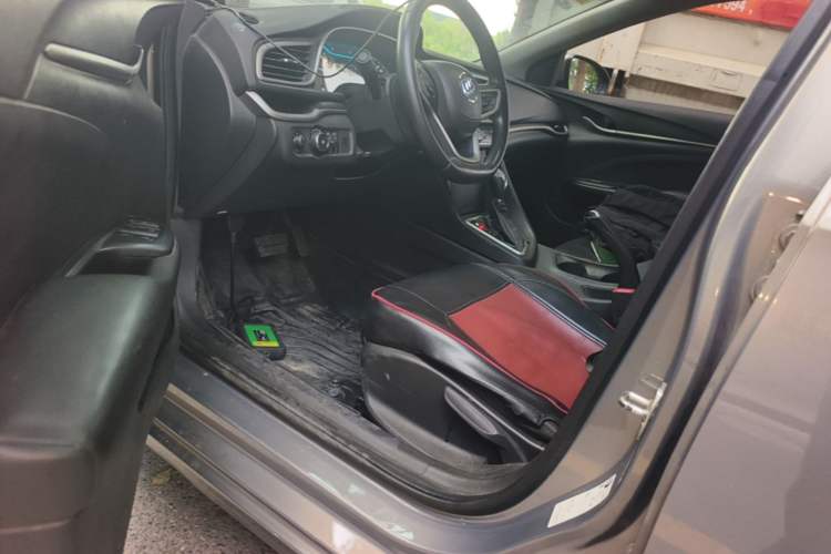 Used Buick GT 2019 18T Automatic Connected Elite Model China VI Standard Driver Seat
