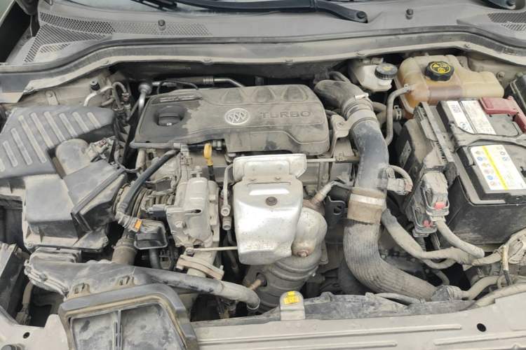Used Buick GT 2019 18T Automatic Connected Elite Model China VI Standard Engine Bay
