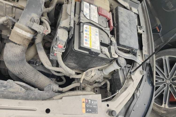 Used Buick GT 2019 18T Automatic Connected Elite Model China VI Standard Engine Bay Left