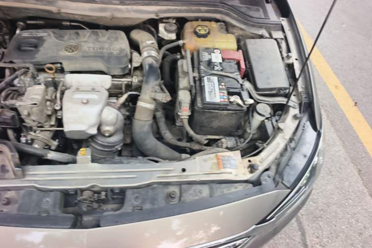 Used Buick GT 2019 18T Automatic Connected Elite Model China VI Standard Engine Bay Left