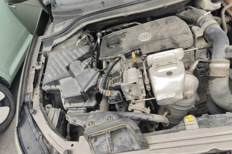 Used Buick GT 2019 18T Automatic Connected Elite Model China VI Standard Engine Bay Right