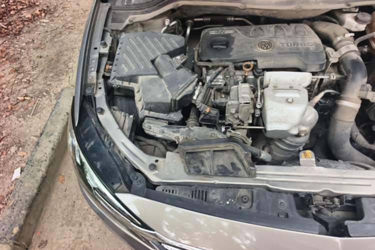 Used Buick GT 2019 18T Automatic Connected Elite Model China VI Standard Engine Bay Right