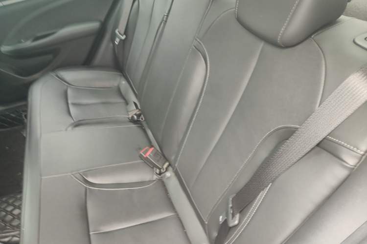 Used Buick GT 2019 18T Automatic Connected Elite Model China VI Standard Left Rear Seat