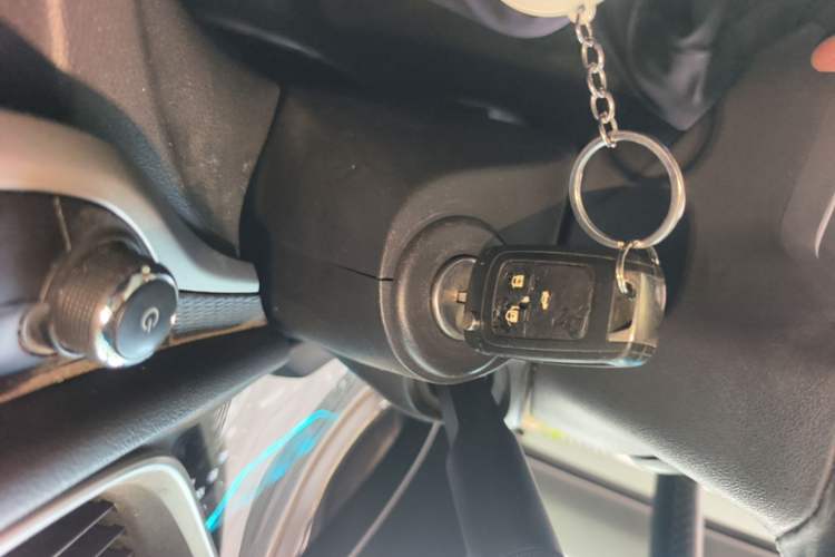 Used Buick GT 2019 18T Automatic Connected Elite Model China VI Standard Vehicle Key