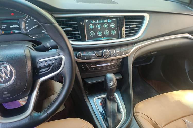 Used Buick GT 2019 18T Automatic Connected Flagship Version China V Standard Audio And AC Panel