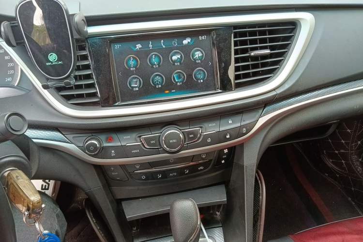 Used Buick GT 2019 18T Automatic Connected Elite Model China VI Standard Audio And AC Panel