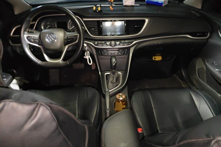 Used Buick GT 2019 18T Automatic Connected Elite Model China VI Standard Center Console