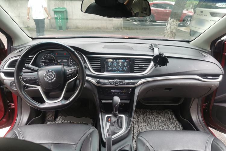 Used Buick GT 2019 18T Automatic Connected Elite Model China V Standard Center Console