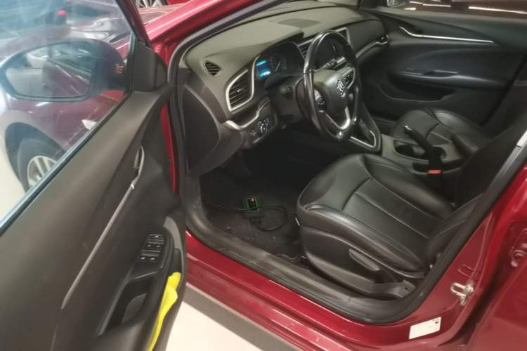 Used Buick GT 2019 18T Automatic Connected Elite Model China VI Standard Driver Seat