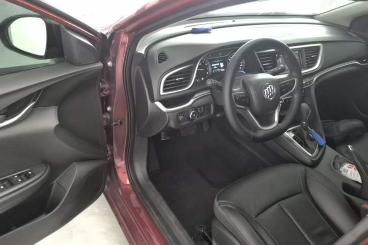 Used Buick GT 2019 18T Automatic Connected Elite Model China VI Standard Driver Seat