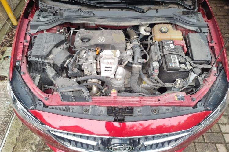 Used Buick GT 2019 15T Dual-Clutch Connected Elite Model China VI Engine Bay