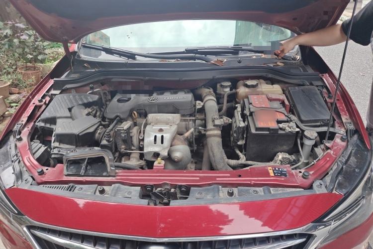 Used Buick GT 2019 18T Automatic Connected Elite Model China V Standard Engine Bay
