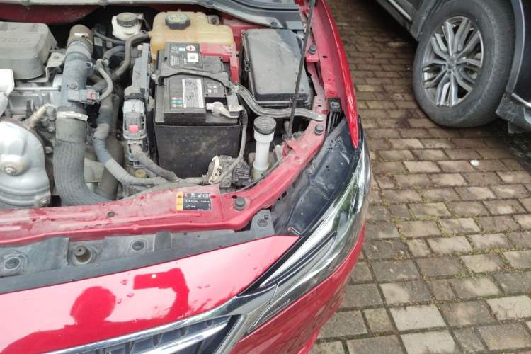 Used Buick GT 2019 15T Dual-Clutch Connected Elite Model China VI Engine Bay Left