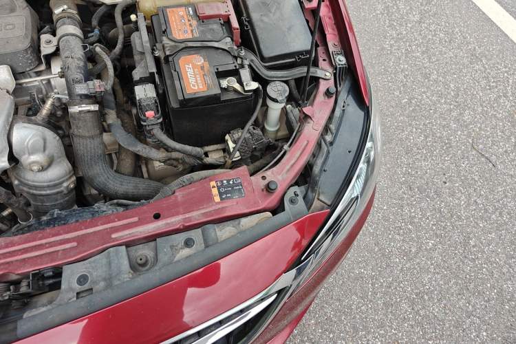 Used Buick GT 2019 15T Dual-Clutch Advanced Version China VI Standard Engine Bay Left