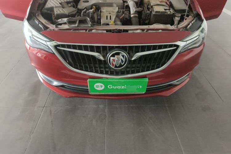 Used Buick GT 2019 18T Automatic Connected Flagship Version China VI Standard Engine Bay